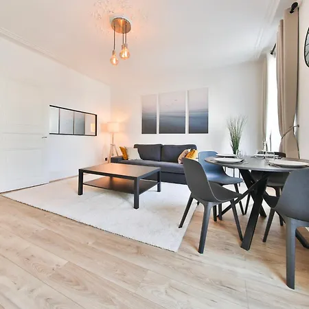 Appartement Renovated - *
