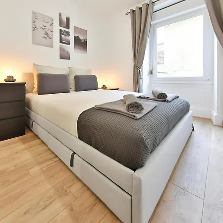 Daire Renovated - *